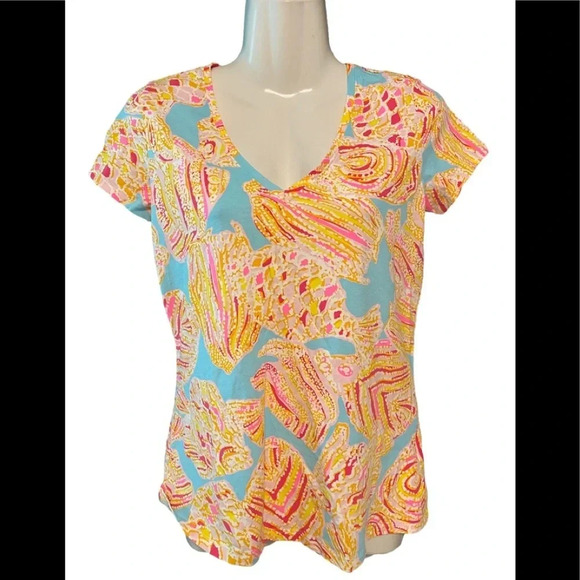 Lilly Pulitzer Short Sleeve T-Shirt - Picture 2 of 8